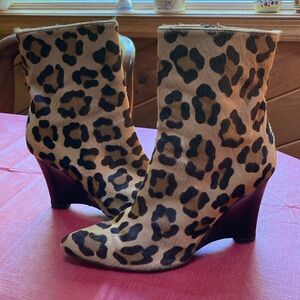 Stuart Weissman ankle booties